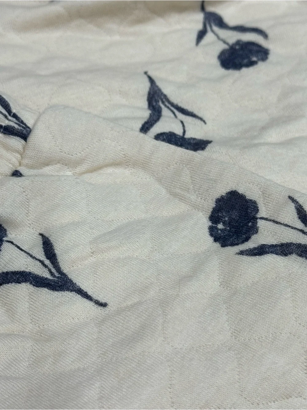 NWOT Carters Child of Mine Cream Navy Floral Sweatshirt Jogger Set 0-3M - Picture 3 of 4